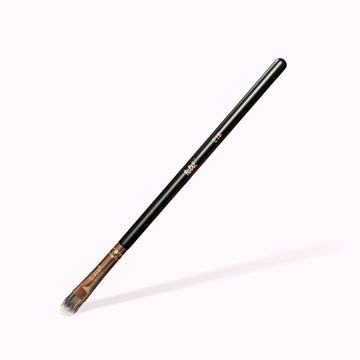 E18 Concealer Applicator Brush