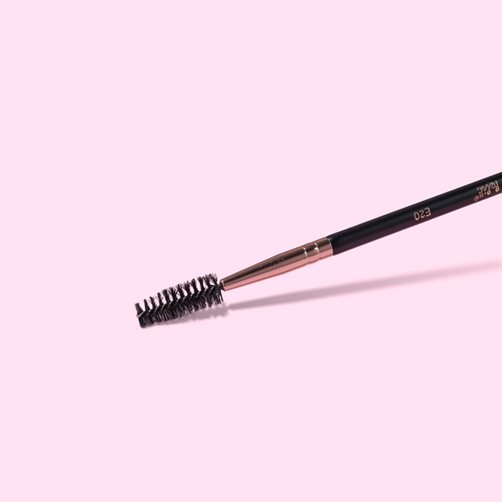 E20 Sopoolie & Eyebrow Brush