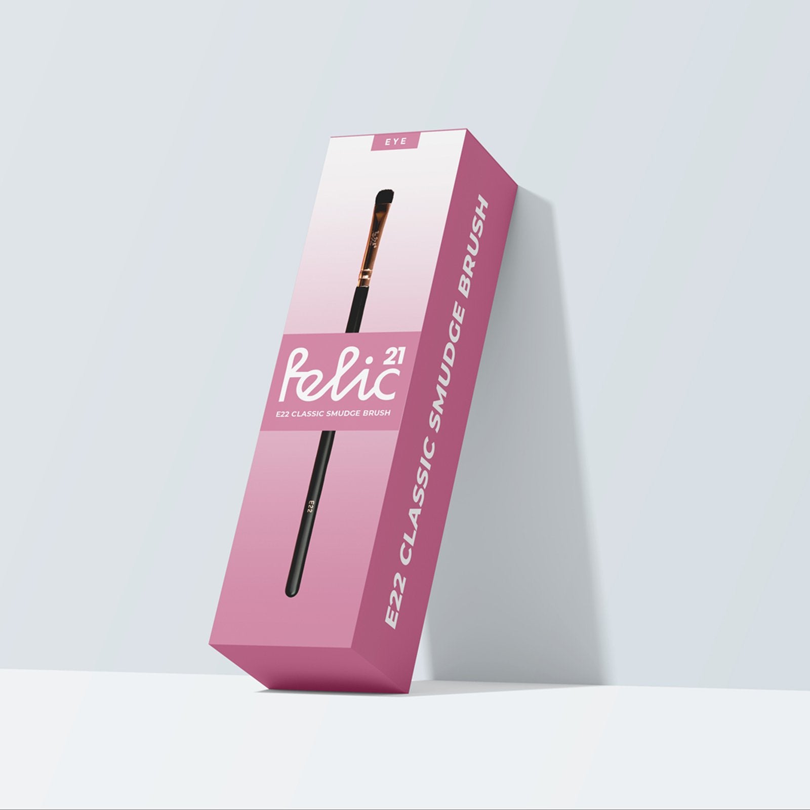 E22 Creme Pigment Applicator