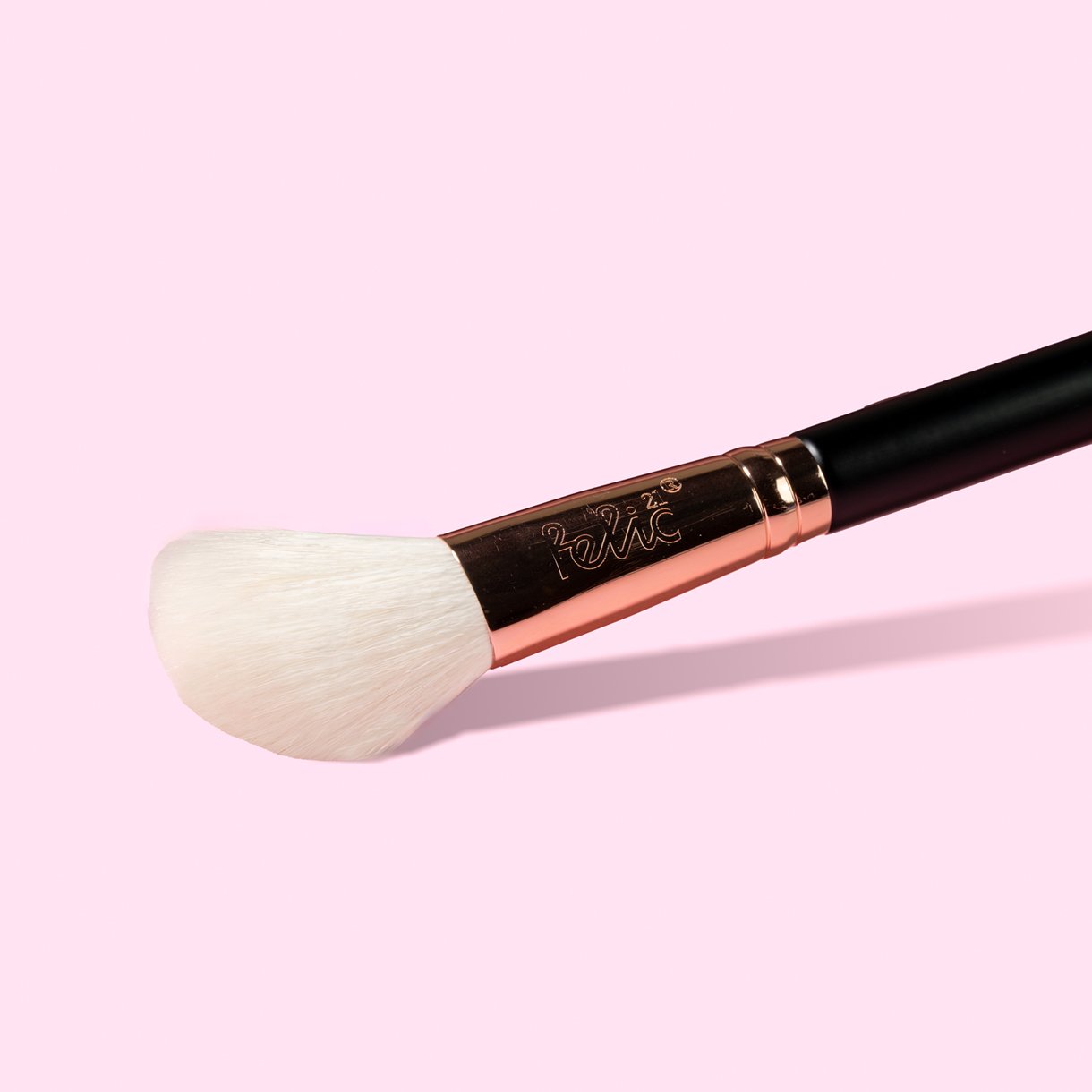 F02 Face Contour Brush