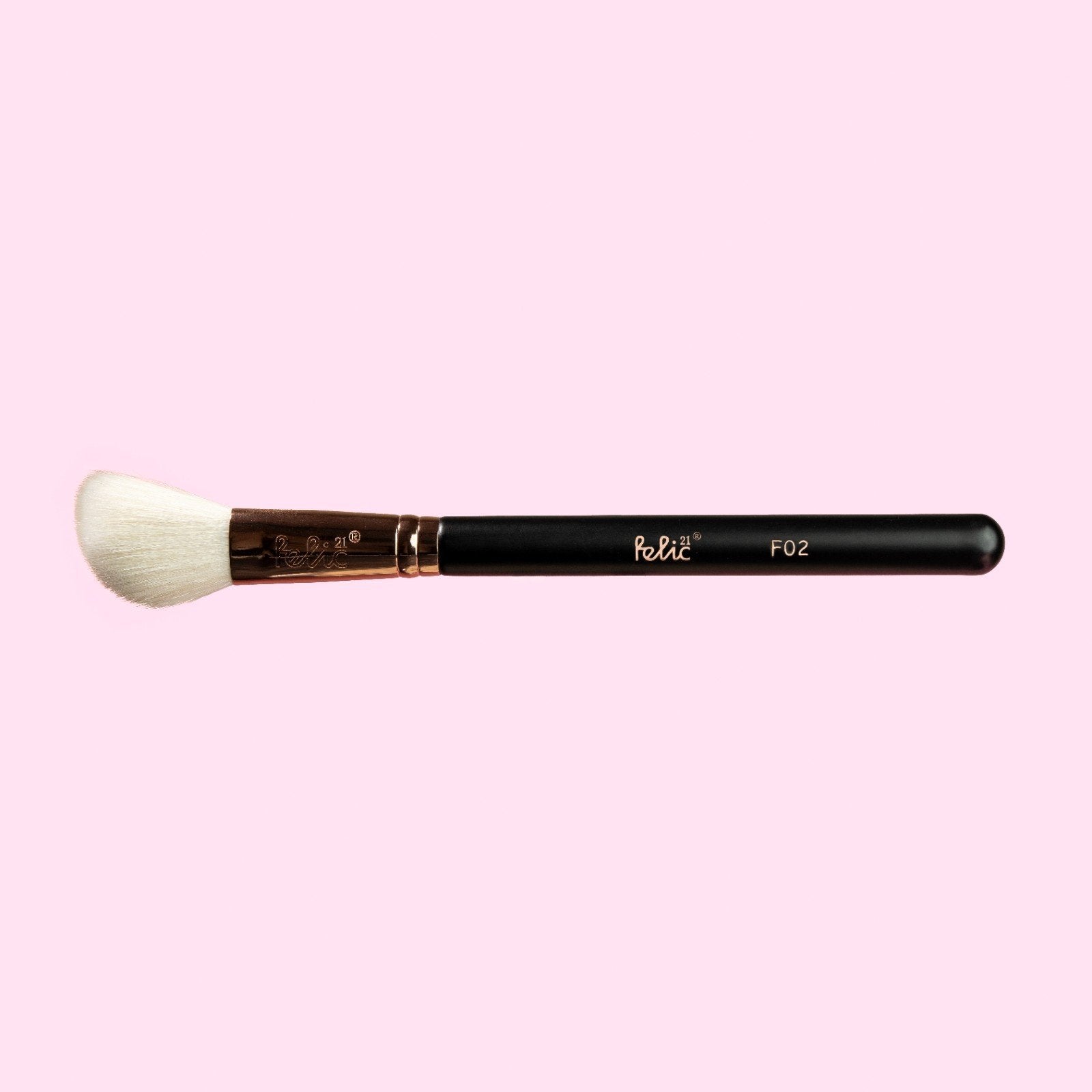 F03 Glow Curve Highlighter Brush
