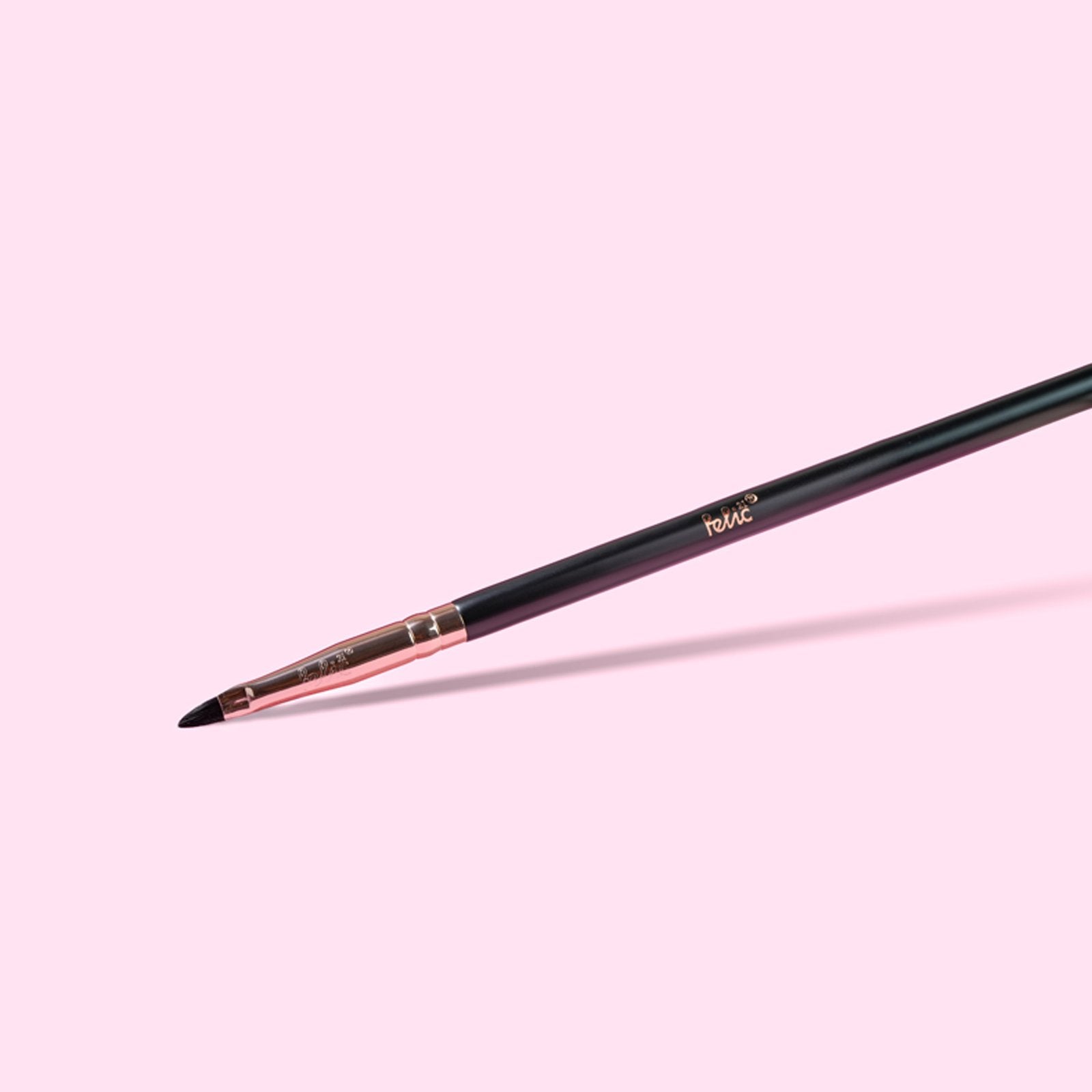 L1 Lip Liner Brush