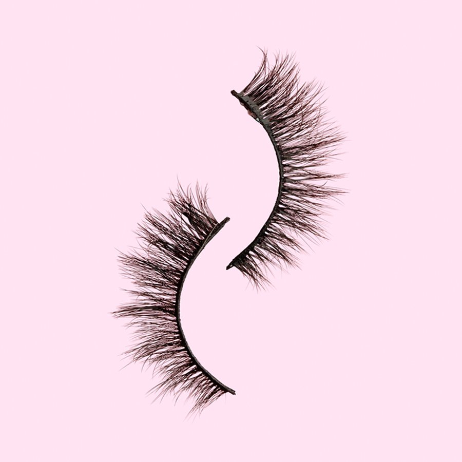 Master Of Lashes Play