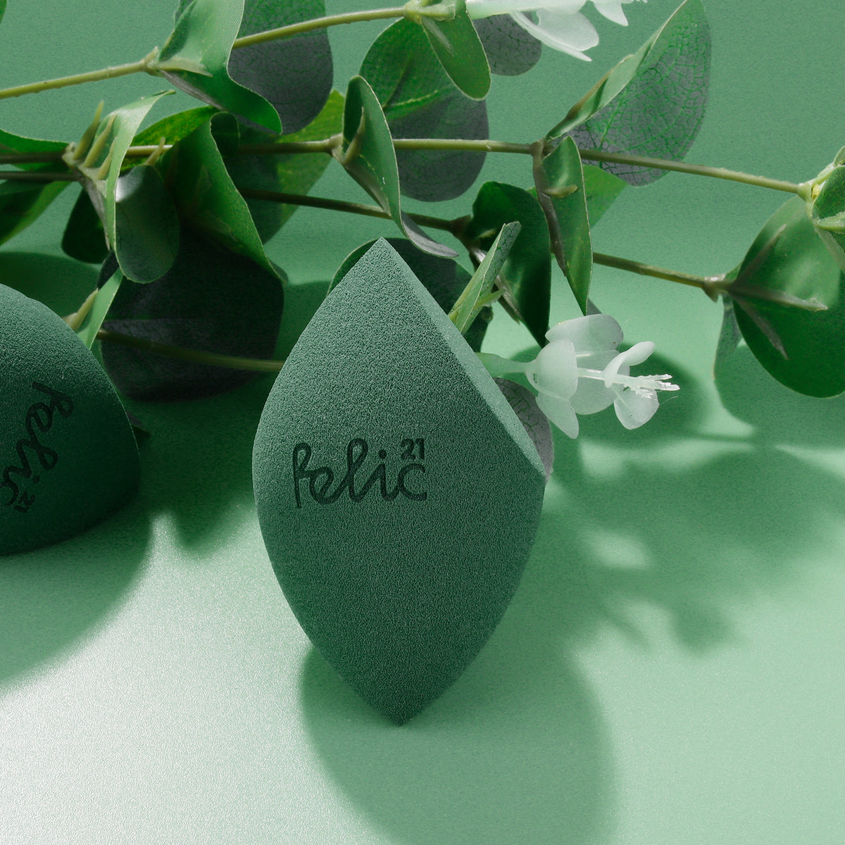 Felic 21 × UV Ghai Airsculpt Professional Precious Blender