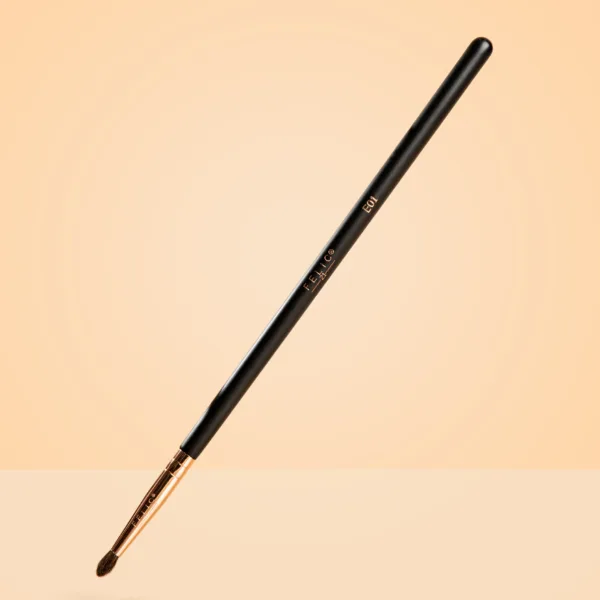 E01 CLASSIC SMUDGE BRUSH