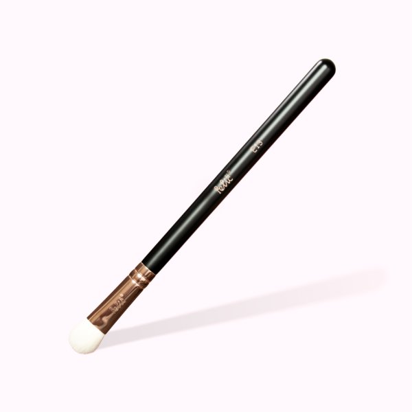 E13 Nose Contour Brush